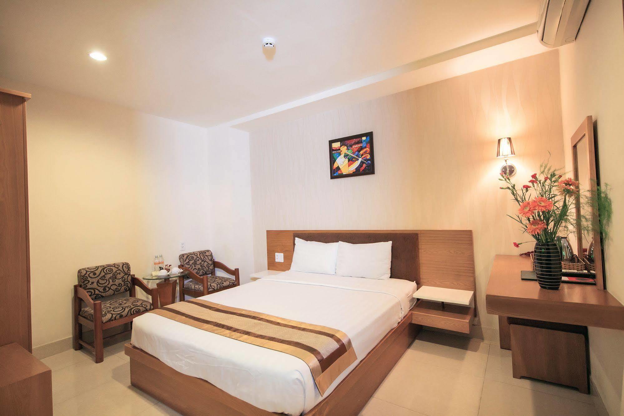 Valentine Hotel Saigon - Bui Vien Street Ho Si Minh-város Kültér fotó