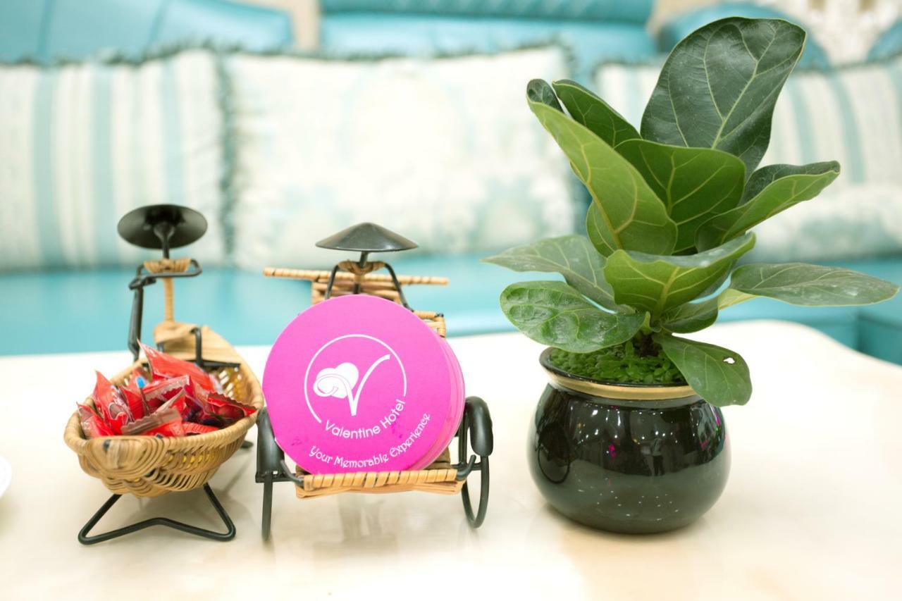 Valentine Hotel Saigon - Bui Vien Street Ho Si Minh-város Kültér fotó
