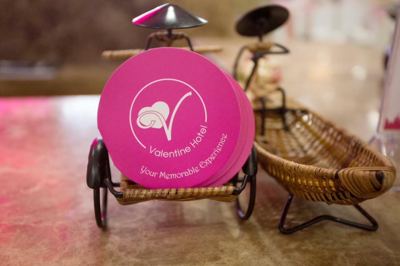 Valentine Hotel Saigon - Bui Vien Street Ho Si Minh-város Kültér fotó